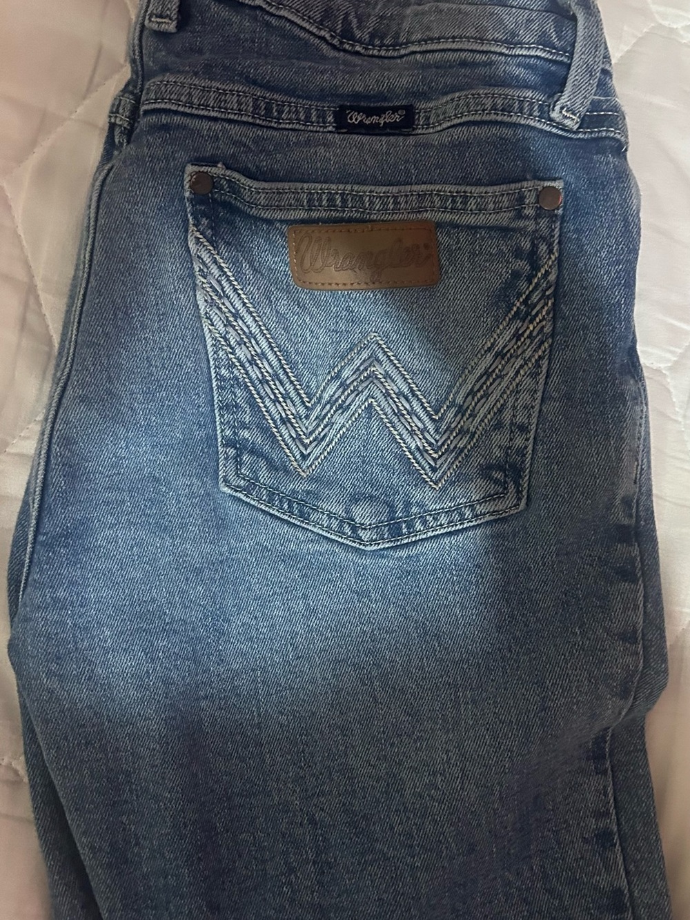Wrangler Women Straight Leg Light Blue Denim Jeans
